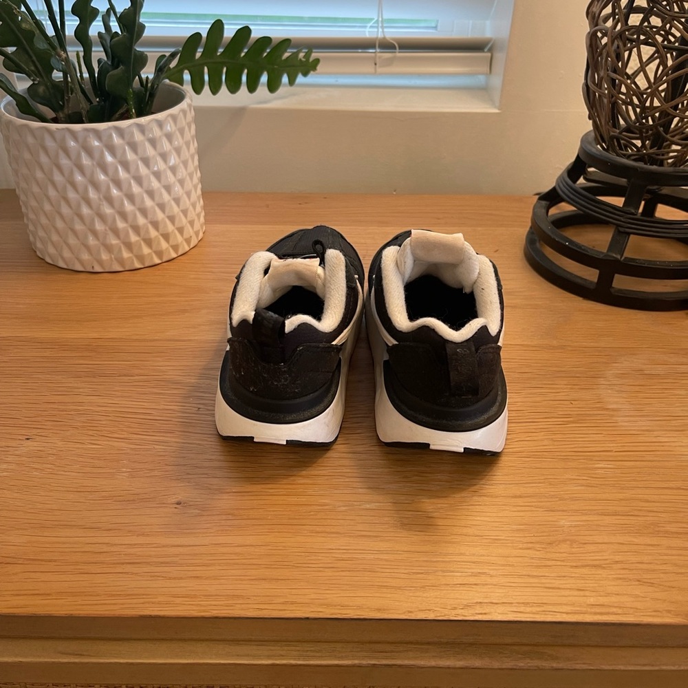Nike Air slip-on toddler size 10c